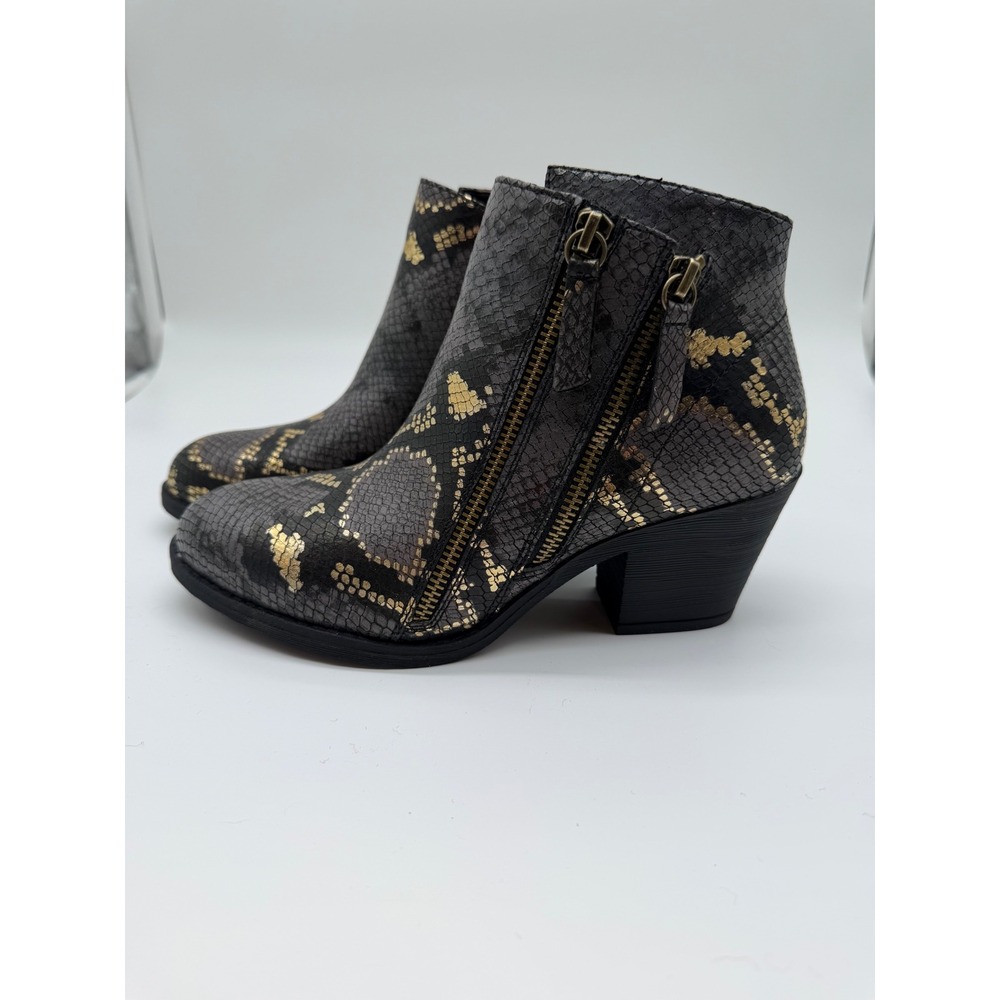 Muk Luks Womens Snakeskin Ankle Boots Grey Gold Metallic Zip Block Heel 7.5